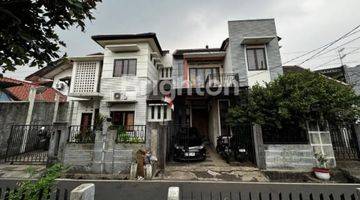 Gambar 4 Rumah Dijual 2 Lantai di Jl. Kayu Putih