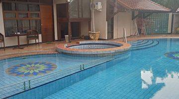 Gambar 3 Rumah Mewah Bukit Sari Ada View Dan Kolam Renang Hadap Selatan