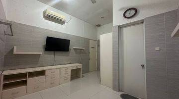 Gambar 3 Rumah 3 Lantai Bagus Di Daan Mogot Baru Semi Furnished