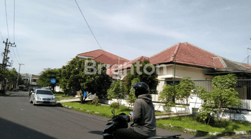 Gambar 2 Rumah Sutorejo Prima Utara Hook, Surabaya