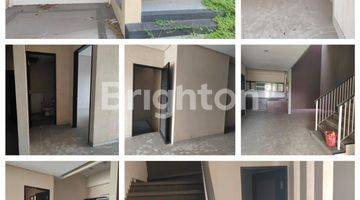 Gambar 4 Dijual Rumah di Kawasan Mewah Surabaya Timur