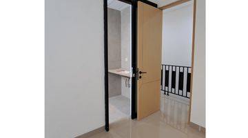 Gambar 4 Rumah 2 Lantai Baru Unfurnished SHM Jl. Mertilang Bintaro Jaya 9 Instagrammable