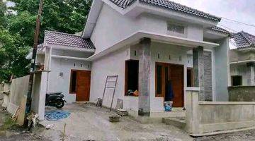 Gambar 5 Dijual Cepat Rumah Murah 425 Jt Dekat Pasar Godean Sleman Dan Univ Mercubuana Jogja Shm Bisa Kpr & Gratis Bea Surat-Surat‼️

type Bangunan 50 M²
luas Tanah 115 M²
harga 425 Juta All In
shm 