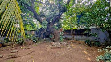 Gambar 5 Rumah Pinggir Jalan Utama Posisi Hook Di Kayu Putih S8138