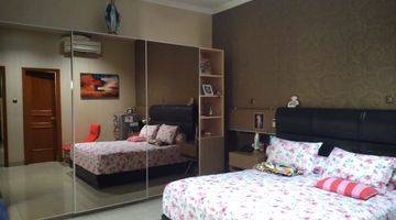 Gambar 1 Dijual Rumah Tinggal Permata Buana Semi Furnished