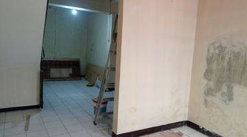 Gambar 2 Rumah 2 Lantai Untuk Tempat Tinggal 5 Kamar Antapani Cibatu