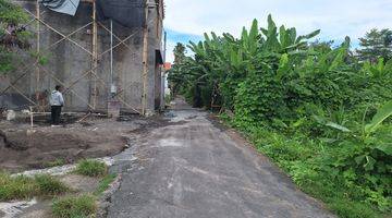 Gambar 2 Dijual Tanah 300 m² Ubud