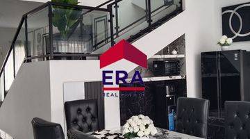 Gambar 3 Rumah 2 Lantai Sudah Renovasi Furnished SHM di Jalan Legok, Tangerang