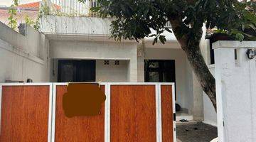 Gambar 1 Rumah Semi Vila 2 Lantai  Unfurnished