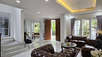 Gambar 3 Rumah Baru Design Modern Classic, Private Pool, Semi Furnished SHM di Pondok Indah, Jakarta Selatan