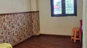 Gambar 2 Disewakan Rumah 2 Kamar, Semi Furnished, Sesetan