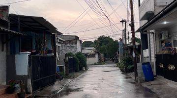 Gambar 1 Dijual Cepat Rumah Nempel Gading Serpong di Medang Lestari