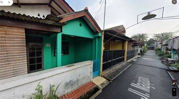 Gambar 5 Rumah Di Jalan Majapahit 1 Depok 2 Tengah