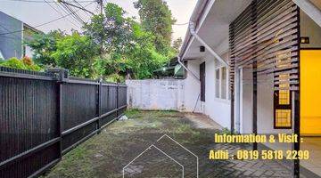 Gambar 1 Rumah Minimalis Area Elit Jalan Lebar Kebayoran Baru