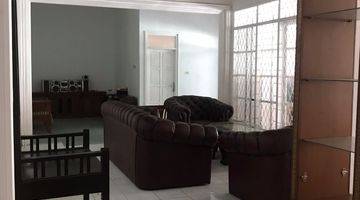 Gambar 3 Rumah Semi Furnished SHM di Komplek Taman Kopo Indah, Bandung