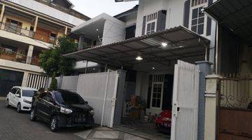 Gambar 3 Rumah Bagus SHM di Simpang Darmo Permai Selatan, Surabaya