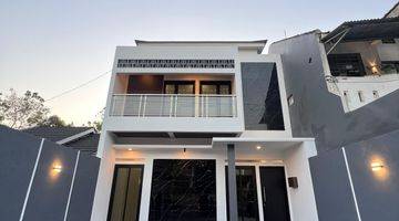 Gambar 2 Rumah 2 Lantai Baru 1 Menit Umy