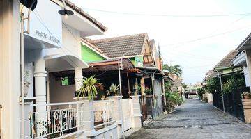 Gambar 1 Rumah Dalam Perumahan Dekat Kampus Isi Bantul Yogyakarta