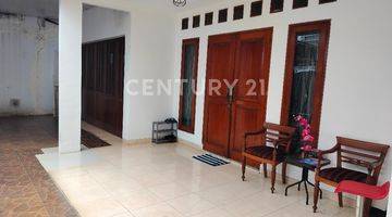 Gambar 1 Dijual Cepat ! Rumah Hitung Tanah Saja ! Harga Dibawah NJOP 