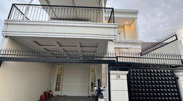 Gambar 3 For Sale Rumah Cantik 2 Lantai