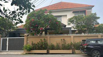 Gambar 4 Dijual Rumah Cantik Semi Furnished di jalan Tukad yeh aya, Renon