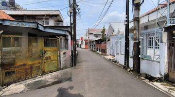 Gambar 2 Rumah Tua Hitung Tanah Di Cawang Kapling