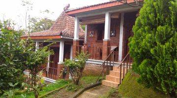 Gambar 1 Villa di Lerep Ungaran Dengan View Gunung Ungaran