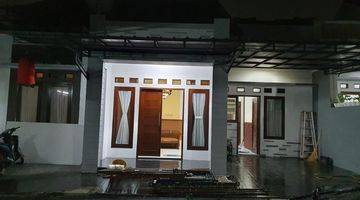 tampak depan jual rumah di townhouse cibubur,
