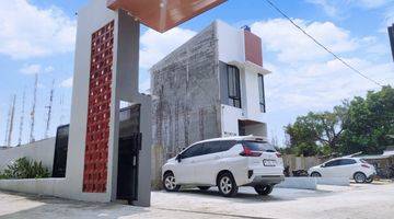 Gambar 2 Rumah  2 Lantai modern minimalis di sawangan