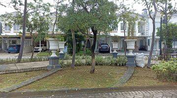 Gambar 2 Rumah Casa Jardin Murah Depan Taman