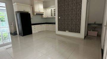 Gambar 3 Rumah 4 Lantai Furnished Duri Kepa Greenville