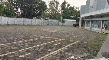 tampak depan strategis! dkt itenas main road
