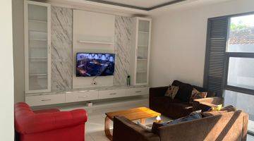 ruang keluarga turun harga rumah lux 3