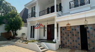 Gambar 1 Brand New House Modern Classic Lokasi Tenang