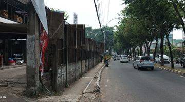 Gambar 1 Ruang usaha lokasi jalan utama Bintaro