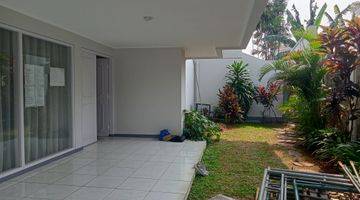 tampak depan gate compound, new renovated, clean