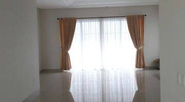 Gambar 3 Disewakan Rumah Depark, Bsd 2 Lantai 4 Kamar Tidur Dengan Pool Semi Furnished Bagus 