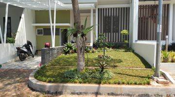 Gambar 1 Dijual Rumah Cinere One Residence, Depok 2 Lantai Bagus Semi Furnished SHM Belakang Bellevue Mall