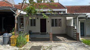 tampak depan  disewakan rumah minimalis lingkungan asri