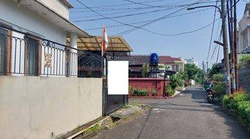 Gambar 4 Rumah 2 Lantai Bagus Unfurnished SHM di Sarua Permai, Ciputat