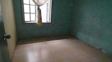 kamar tidur rumah siap huni dekat stan