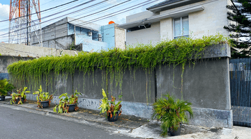 Gambar 3 Dekat Scbd , Mewah, Halaman Luas, Area Parkir Besar, Rumah di Angka Kemang , Jakarta Selatan