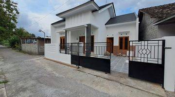 Gambar 3 Rumah Modern Dekat Ringin Purwomartani Sleman