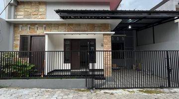 Gambar 3 Rumah Modern Cantik  Dekat Sd Model Wedomartani Sleman