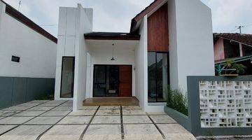 Gambar 1 Rumah Modern Smart Home Caturharjo Sleman Yogyakarta