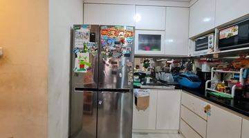 Gambar 5 Rumah 2 Lantai Fully Furnished Di Kawasan Berkembang