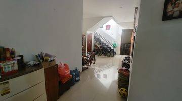 Gambar 4 Rumah Nyaman di Versailes Bsd