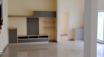 Gambar 5 Rumah 2 Lantai Bagus Semi Furnished di Serpong Villa Melati Mas, Tangerang Selatan