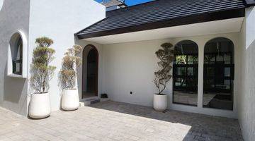 Gambar 5 Modern Luxury Mediterranean Jimbaran