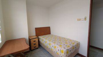 Gambar 5 Apartemen Simprug Indah, Furnised, 3 Kamar Tidur, Hadap Timur!